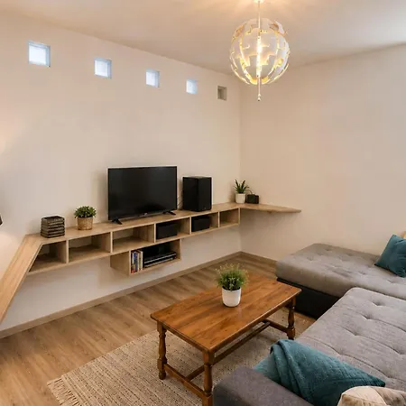 Ferienhaus Maison Climatisee Avec Parking Aux Portes De Moret *