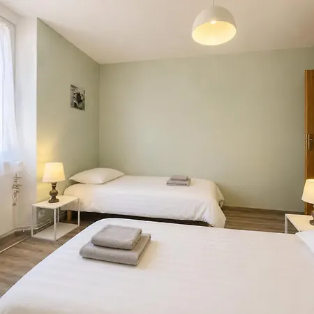 Maison Climatisee Avec Parking Aux Portes De Moret Ferienhaus *